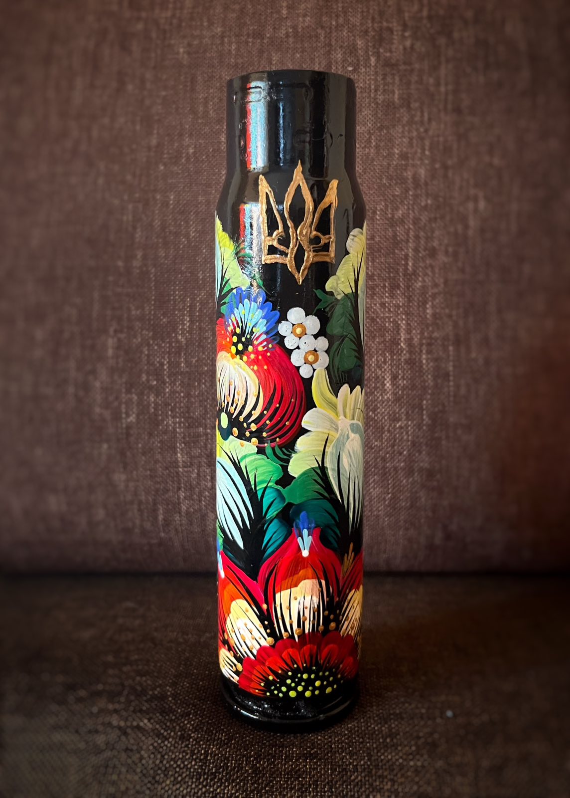 30mm spent shell with drawing of a patterns. (1132 MS)