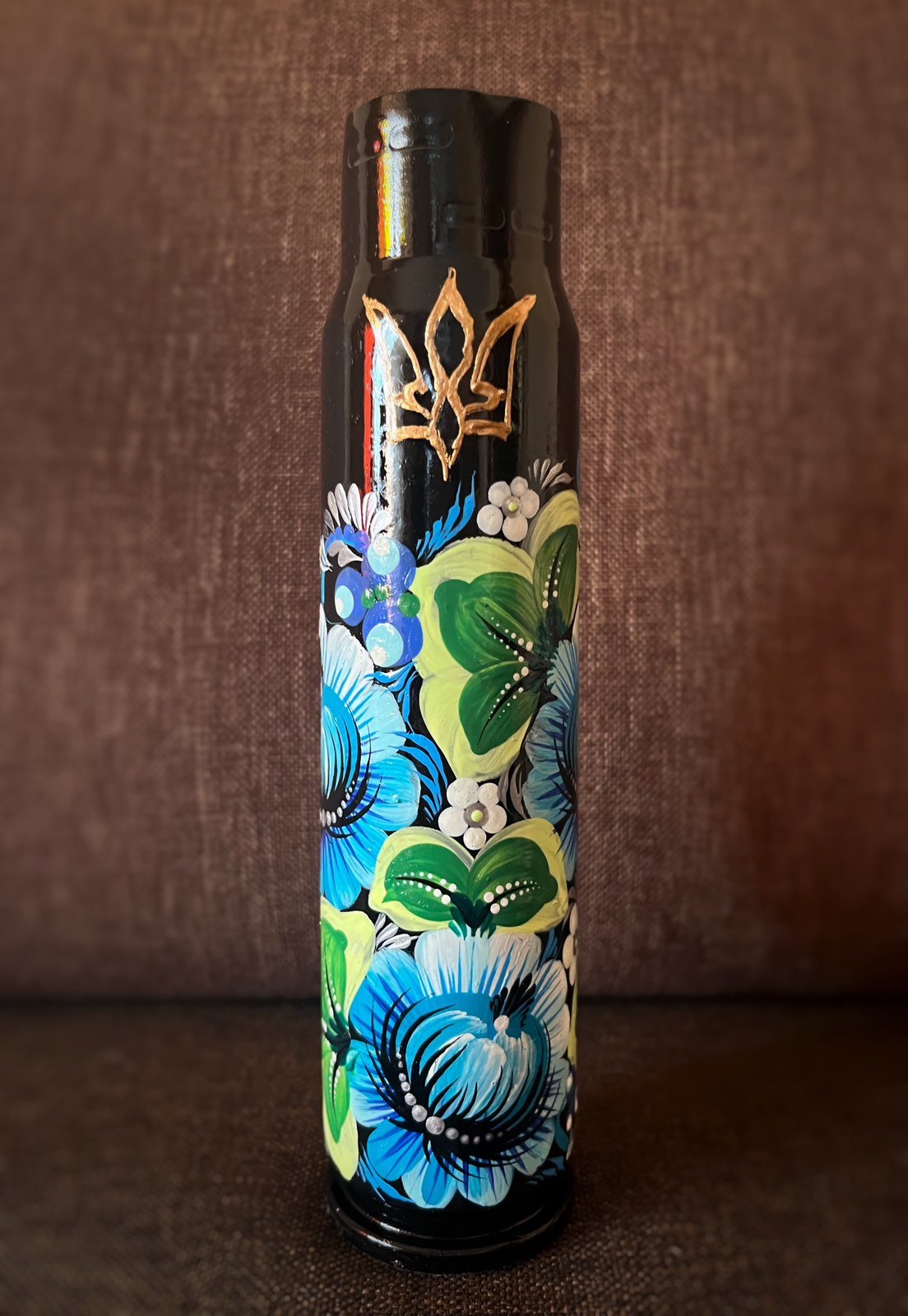 30mm spent shell with drawing of a patterns. (1138 MS)