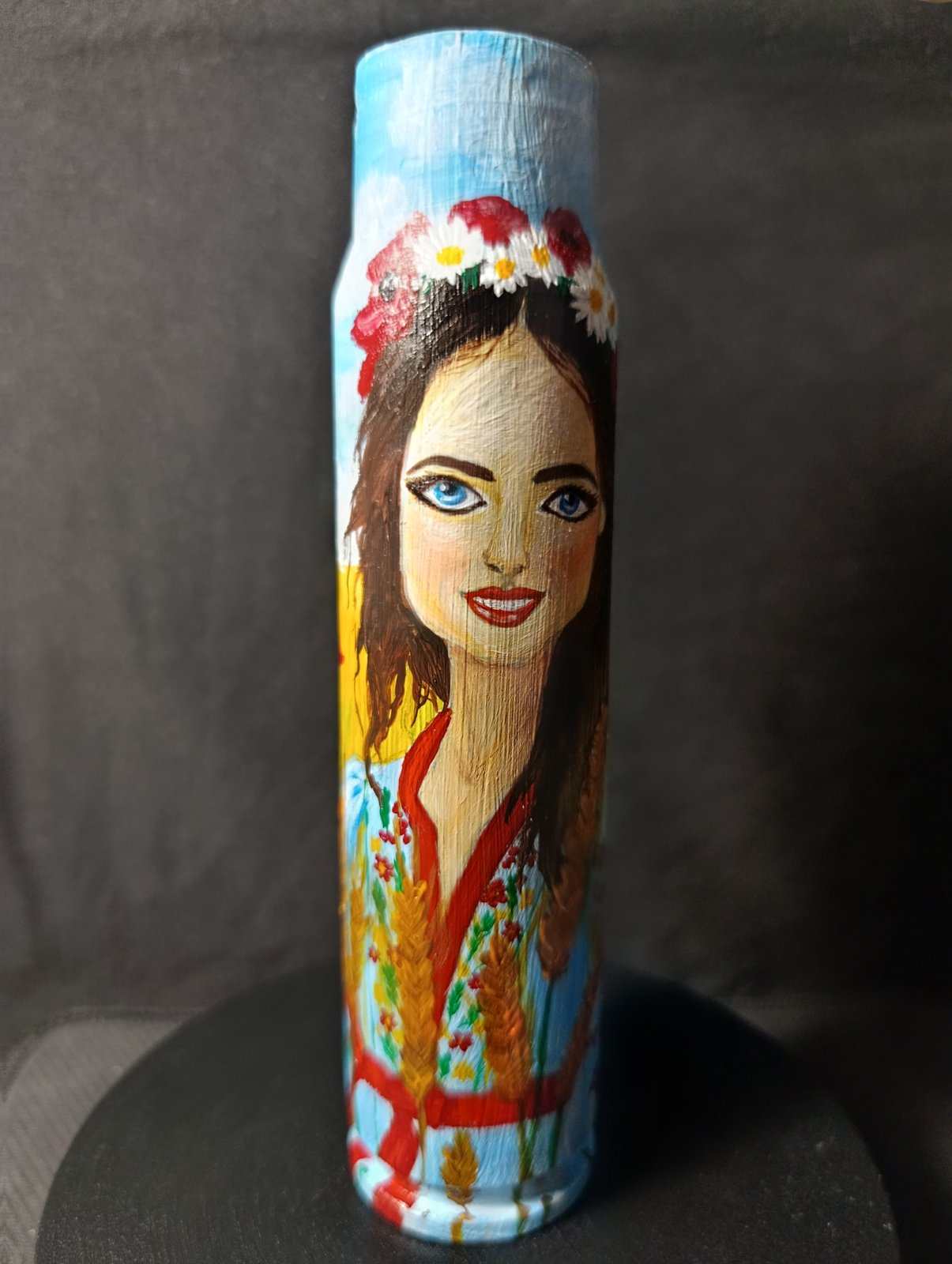 Ukrainian girl painted on 30mm shell artwork by Julia Seminoh