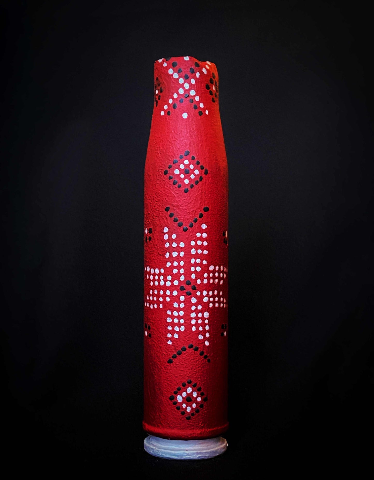 23mm shell with intricate patterns designed by Anna Huliaieva, 15cm tall artwork