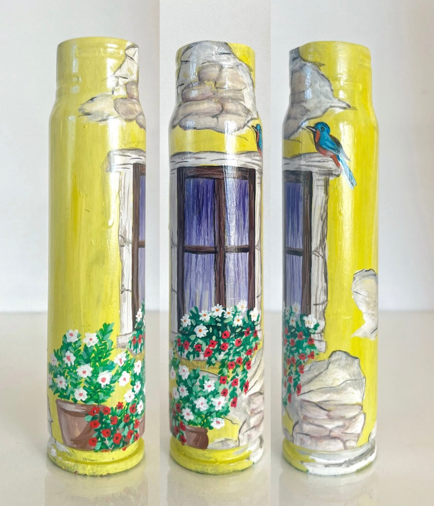 The window view. Drawn on 30mm shell. (16.5cm tall). (#1027)