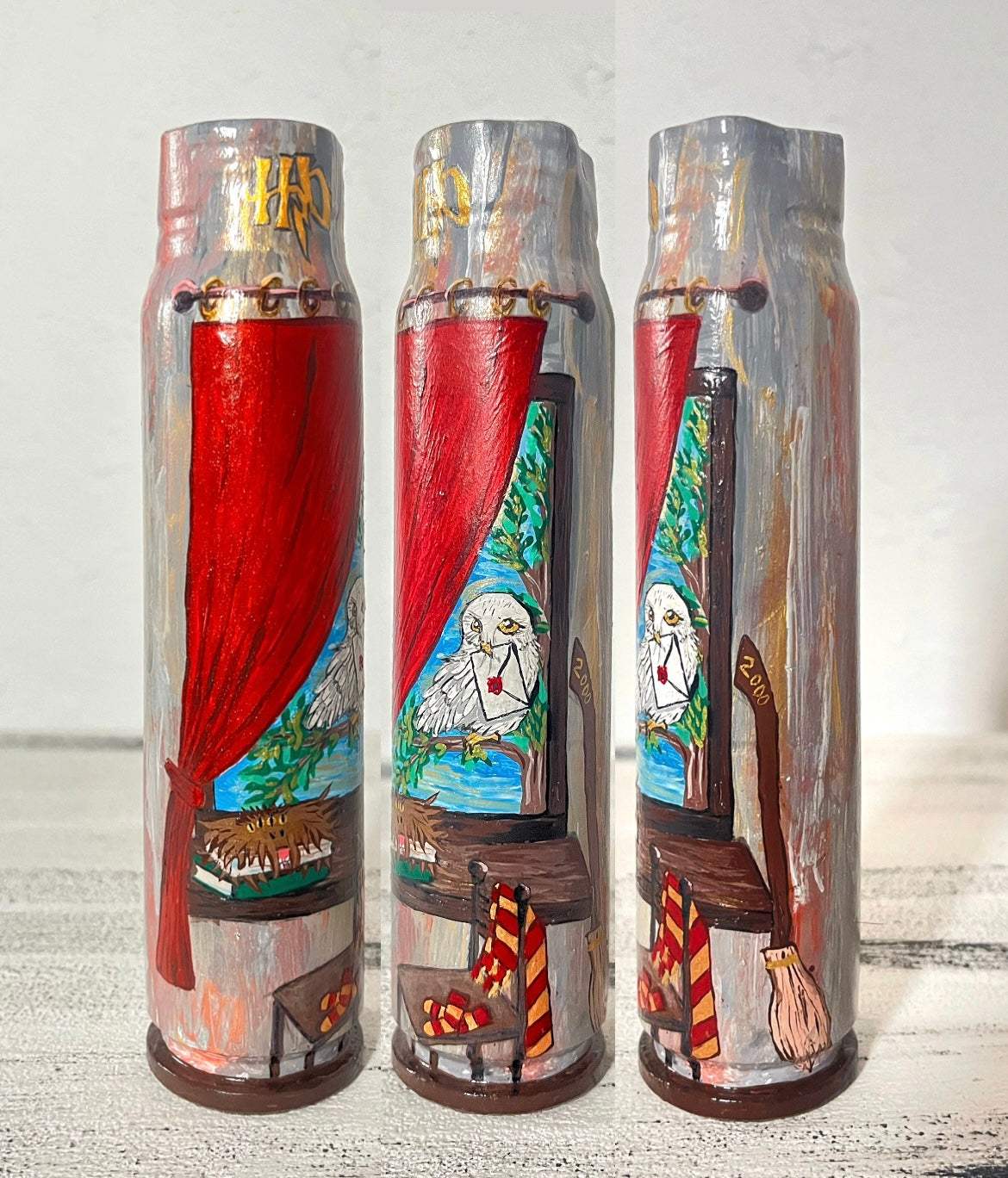 Harry Potter Owl delivering letter hand-painted on 30mm shell artwork by Anna Huliaieva