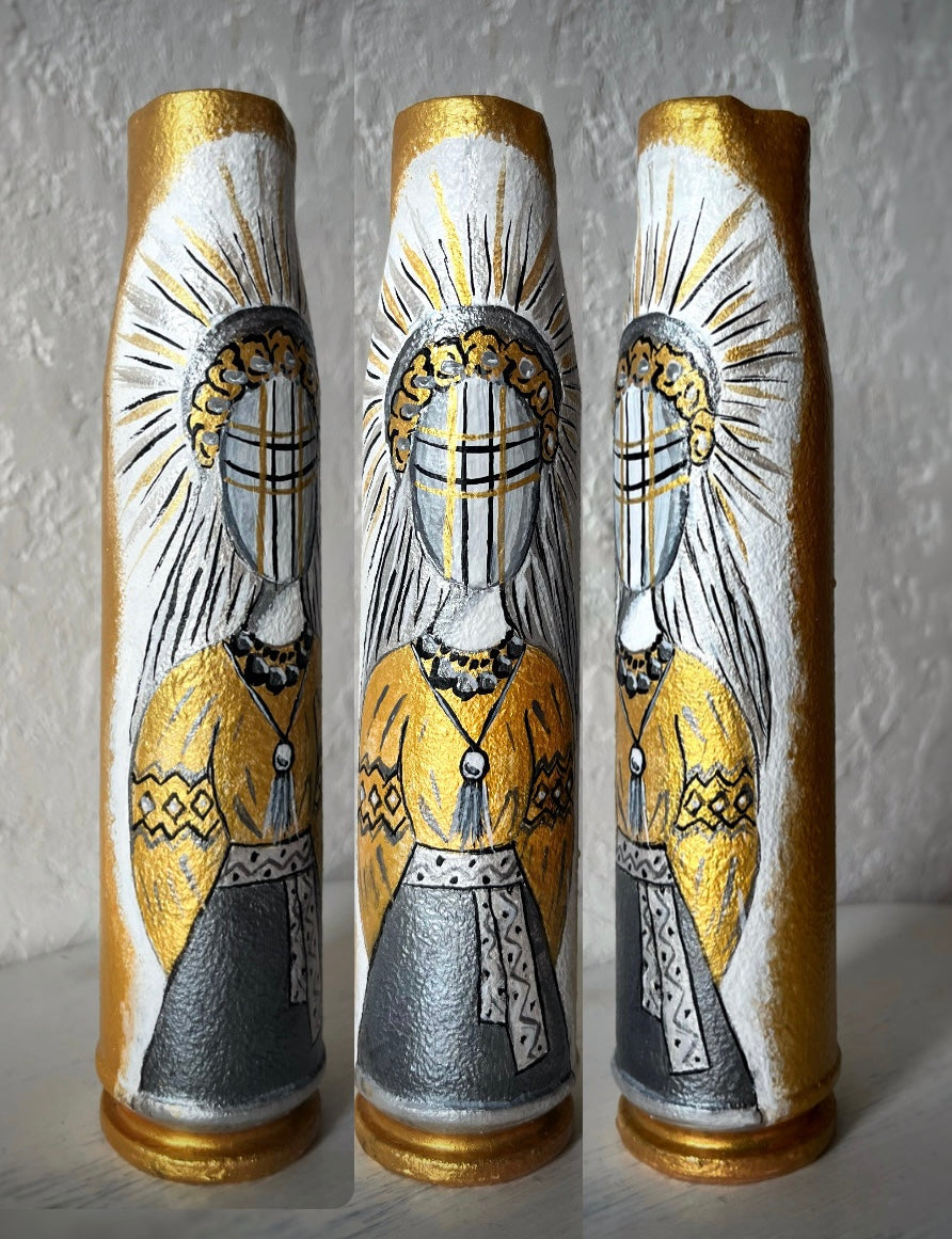 Motanka doll artwork drawn on 23mm shell, 15cm tall by Anna Huliaieva