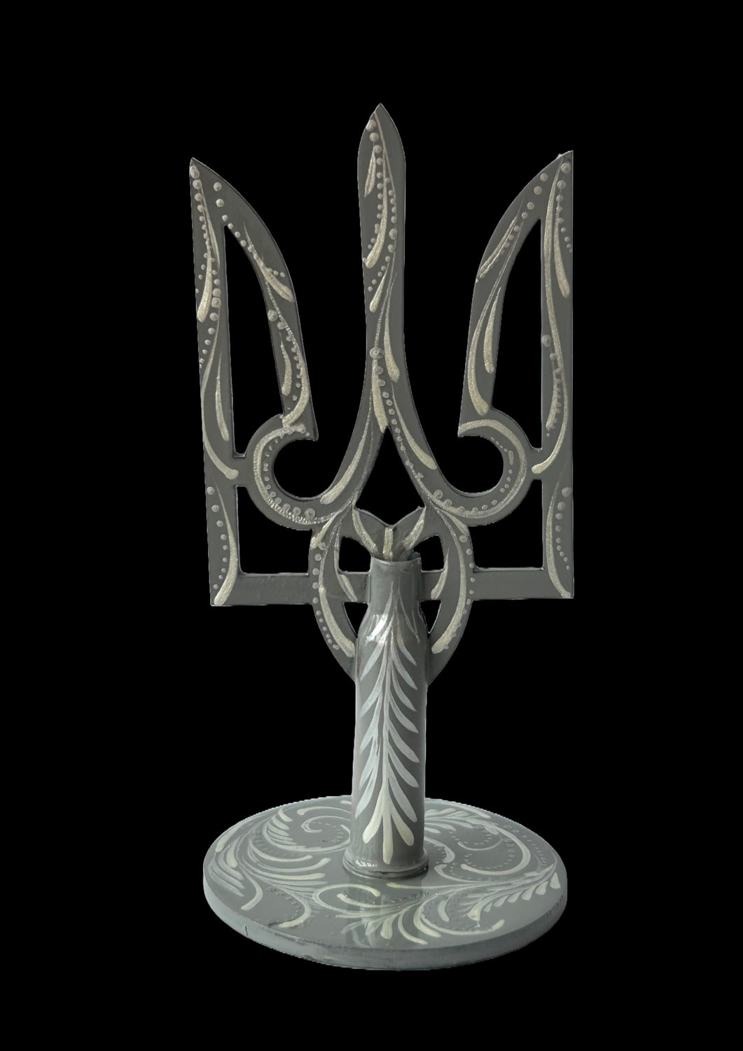 Liten tryzub med kulepatron. (295)