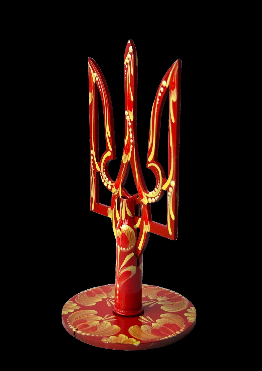 Pequeño tryzub con cartucho de bala. (297)