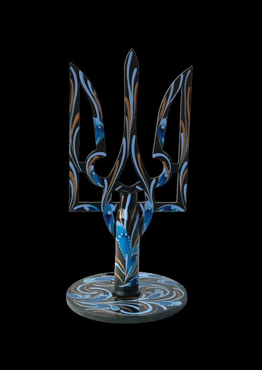 Small tryzub with bullet cartridge. (299)