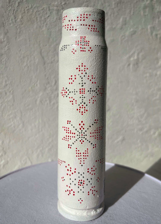 Estojo de 30mm com desenho da Motanka ucraniana (006 Anna)