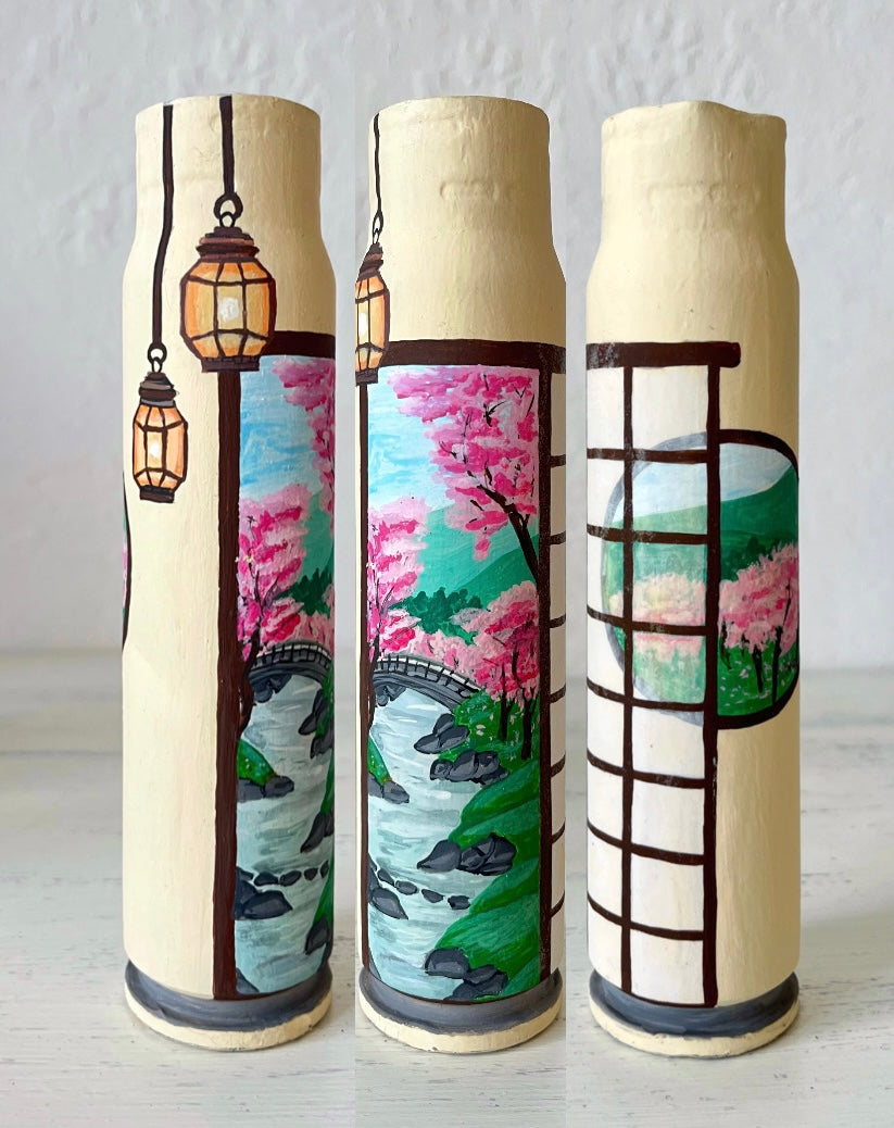 The window view. Drawn on 30mm shell. (16.5cm tall). (#1051).