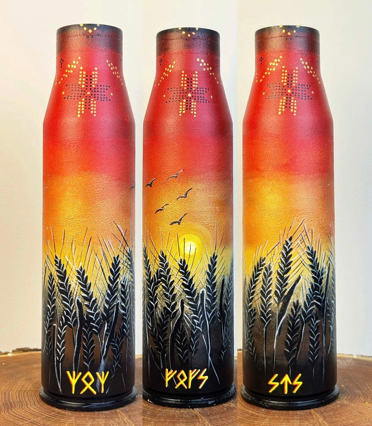 Sunset. Painted on 33cm shell. (1594 AH)