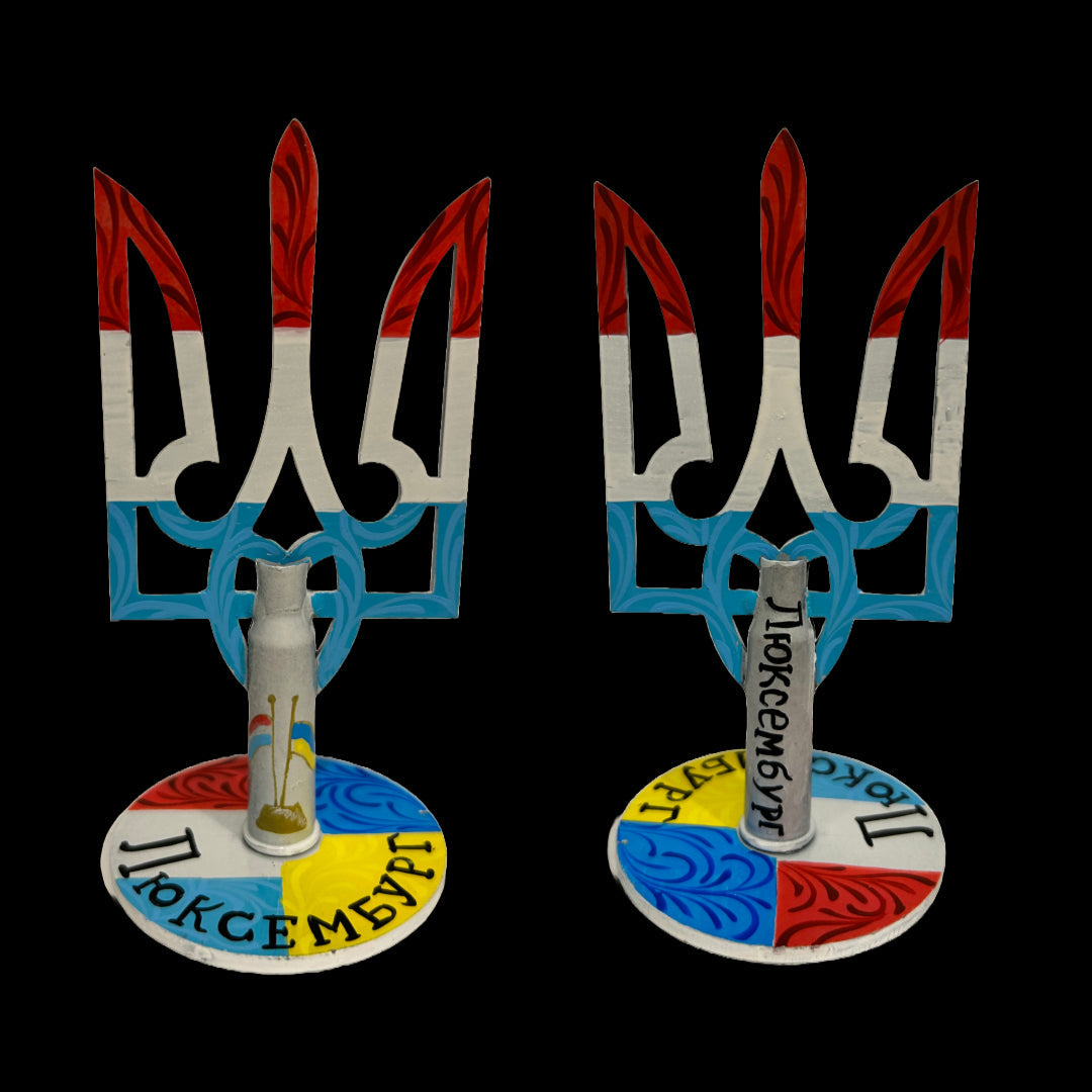 Tryzub with Luxembourgish flag painted by artist Anastasia Leonova, 13.5x6.5cm artwork