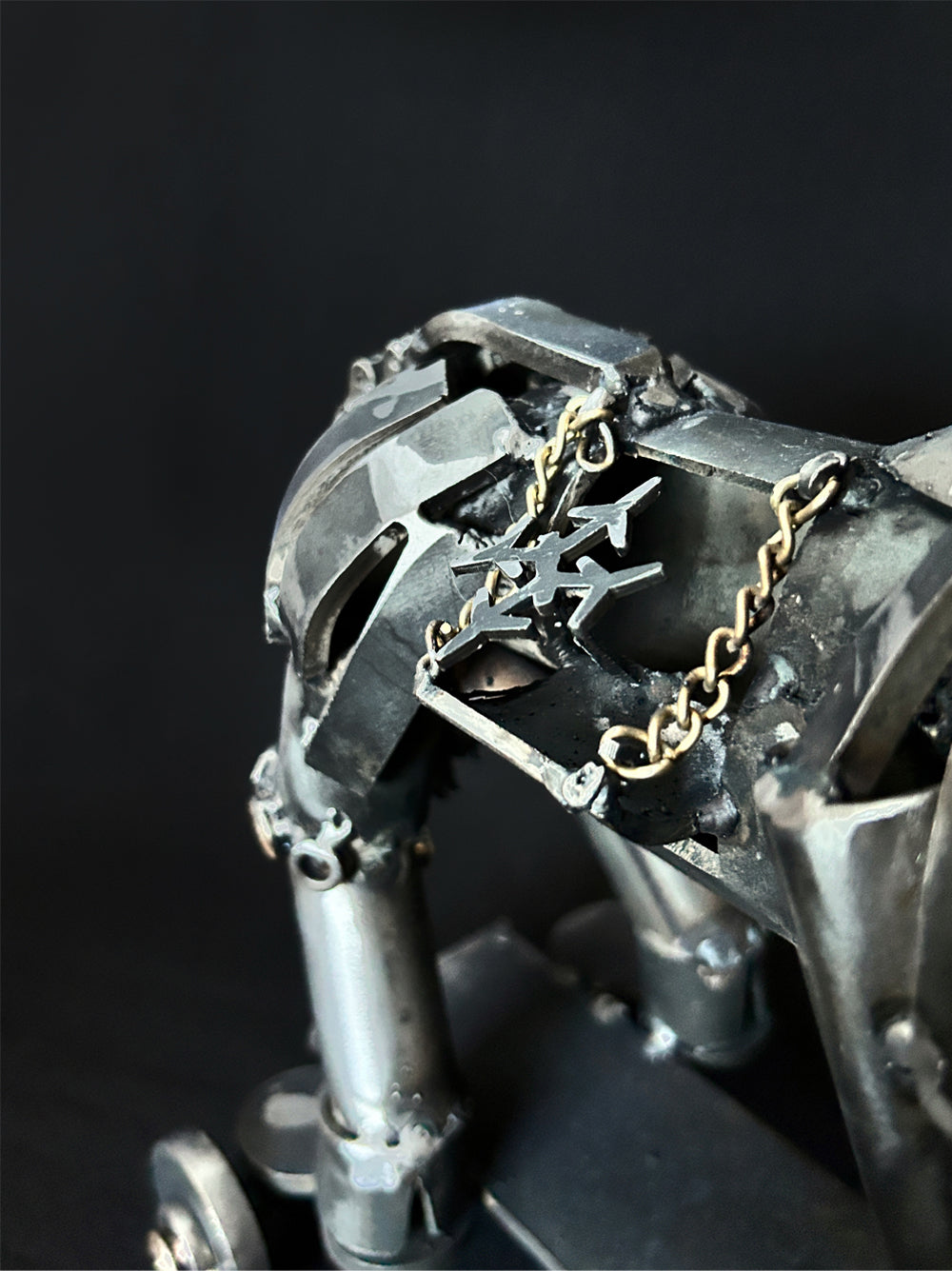 Trojan Horse sculpture 25x20x38 by Hisoshi Art Studio