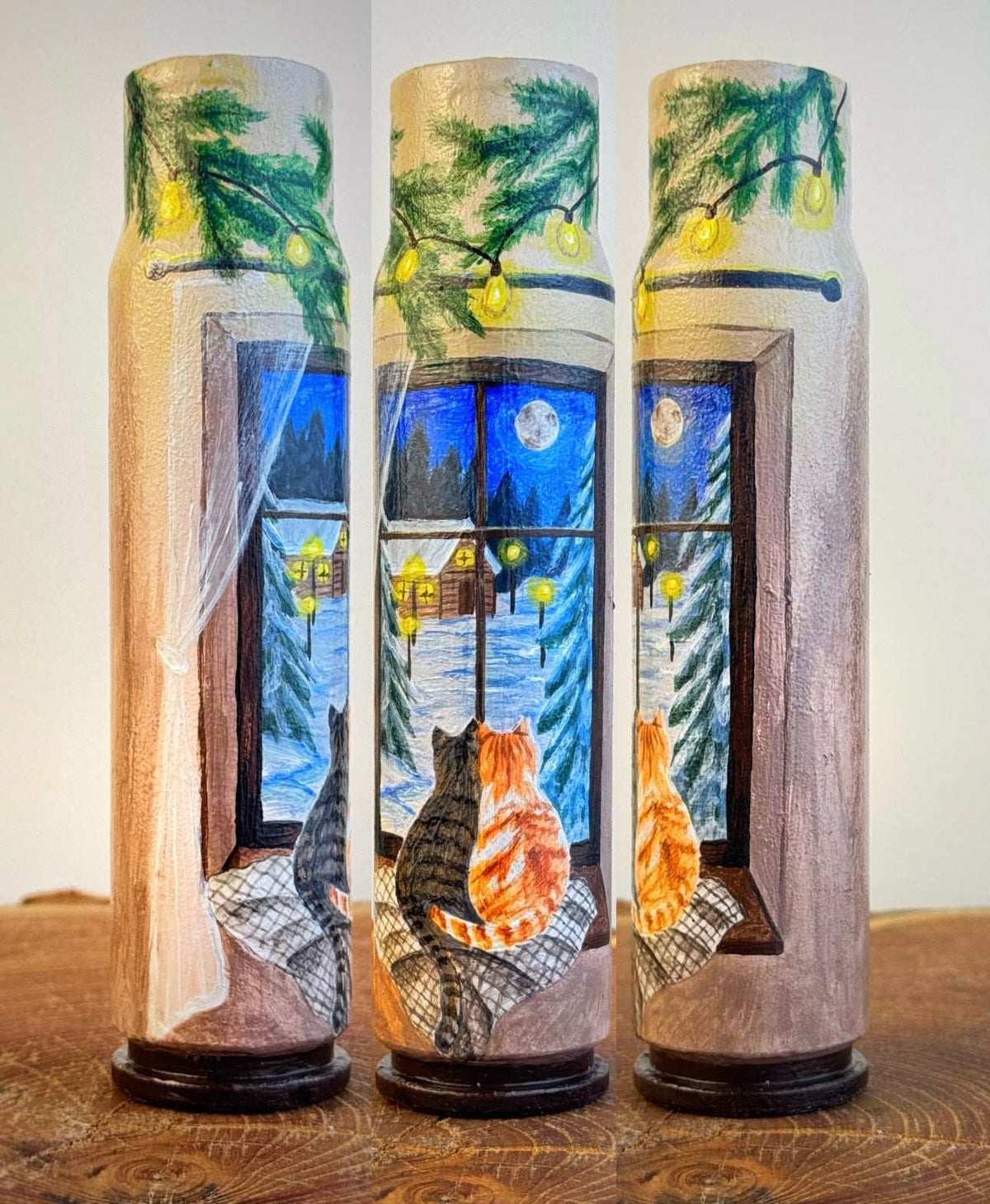 Germany 30mm shell painted with two cats by a snowy window, festive greenery and glowing yellow lights
