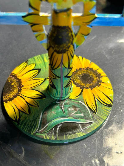 Kleiner Tryzub mit Patronenhülse. (1075 AL)