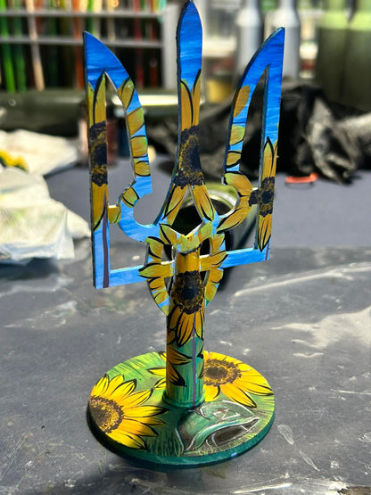 Kleiner Tryzub mit Patronenhülse. (1075 AL)