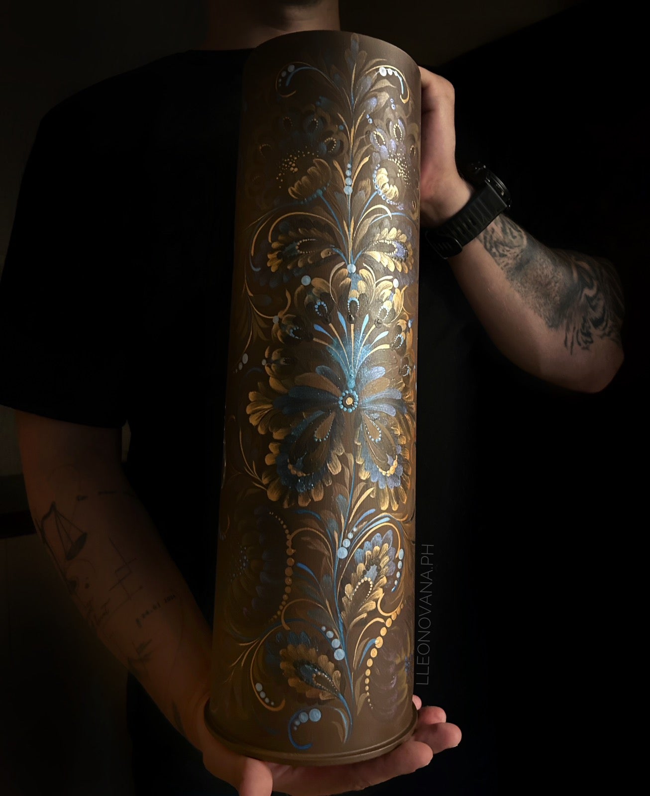 Painted 122mm tube. (1091 AL)