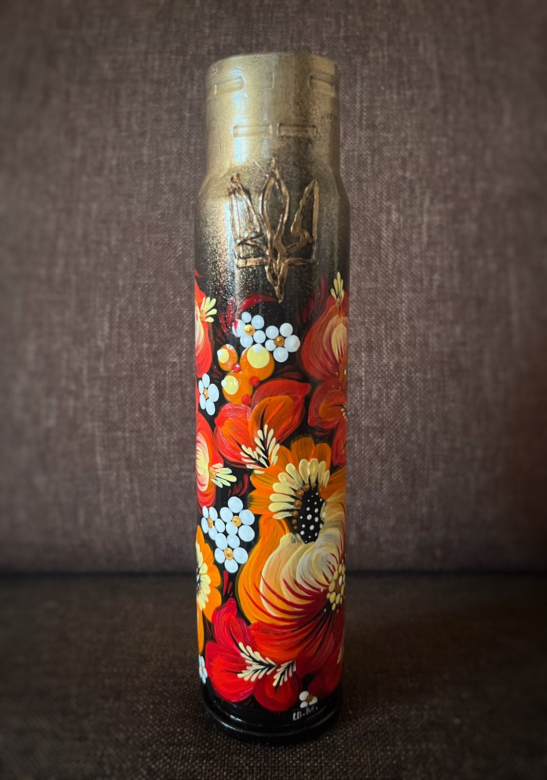 30mm spent shell with drawing of a patterns. (1133 MS)