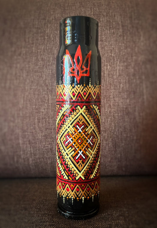 30mm spent shell with drawing of a patterns. (1141 MS)