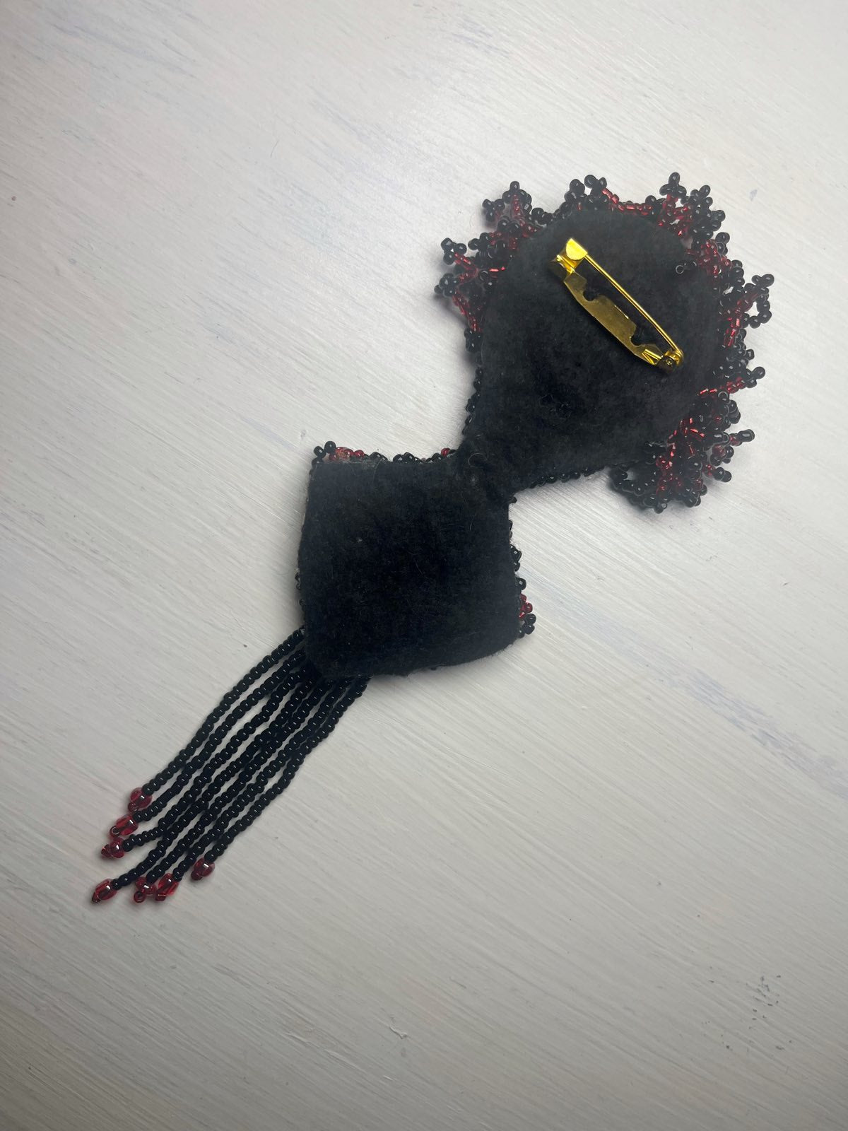 Brooch with flechette  (~11-12cm long) (1186 AH)