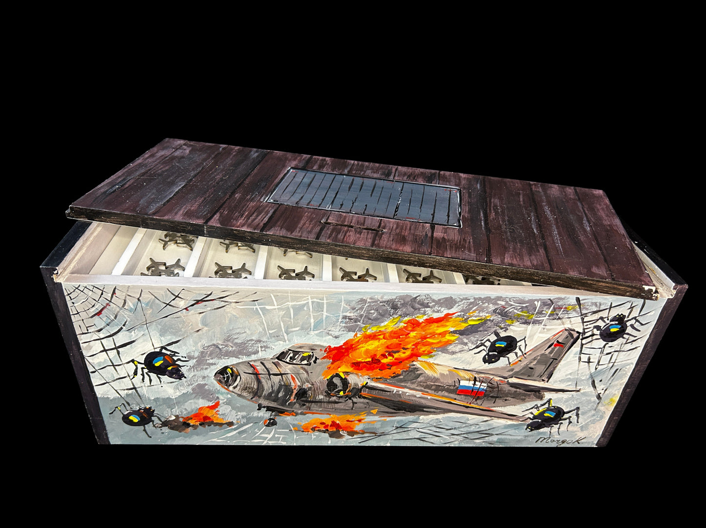 Operation Spiderweb Box. (40x16x15.5cm) (1248 MK)