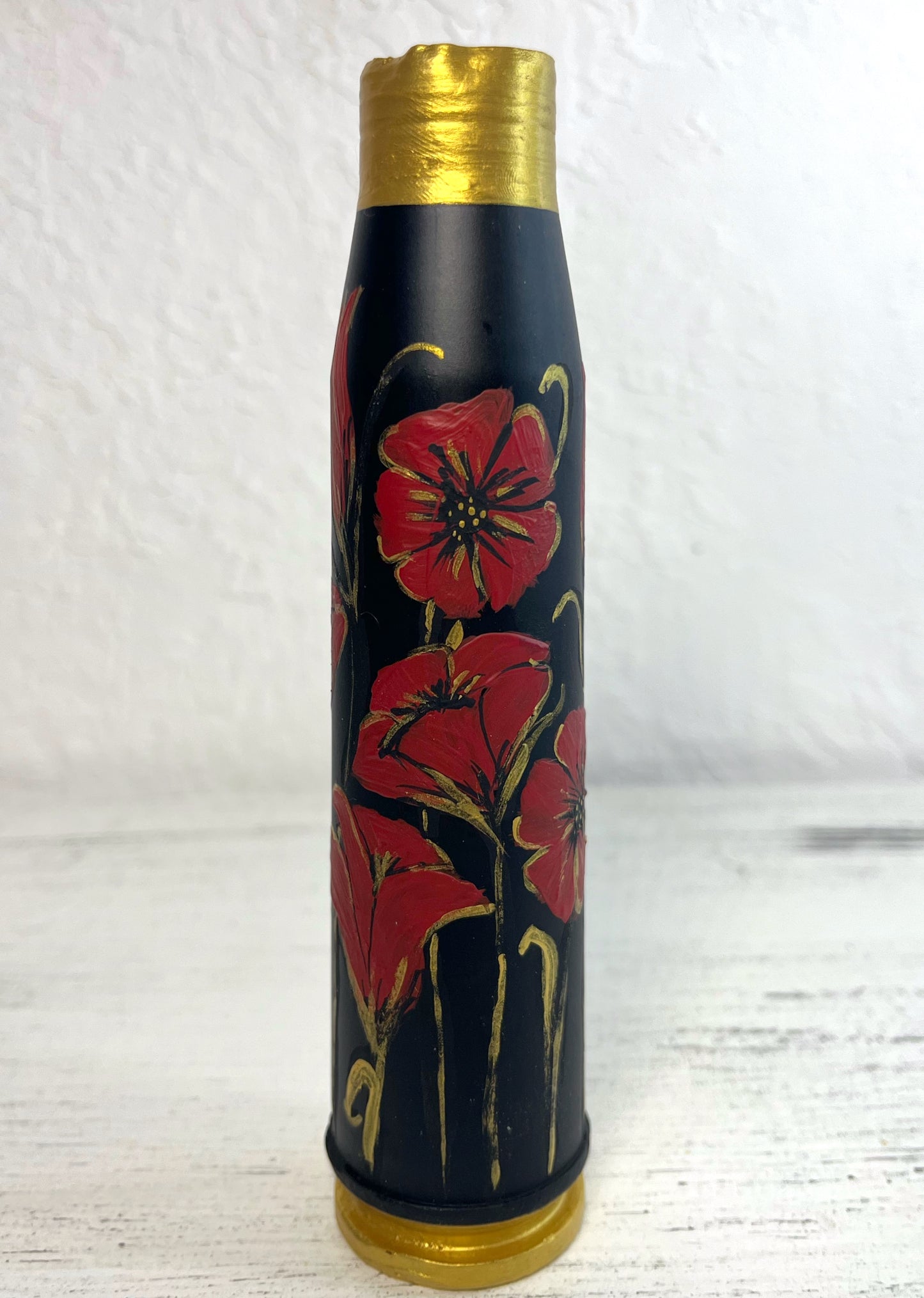 23mm shell with drawing of flowers (#176)