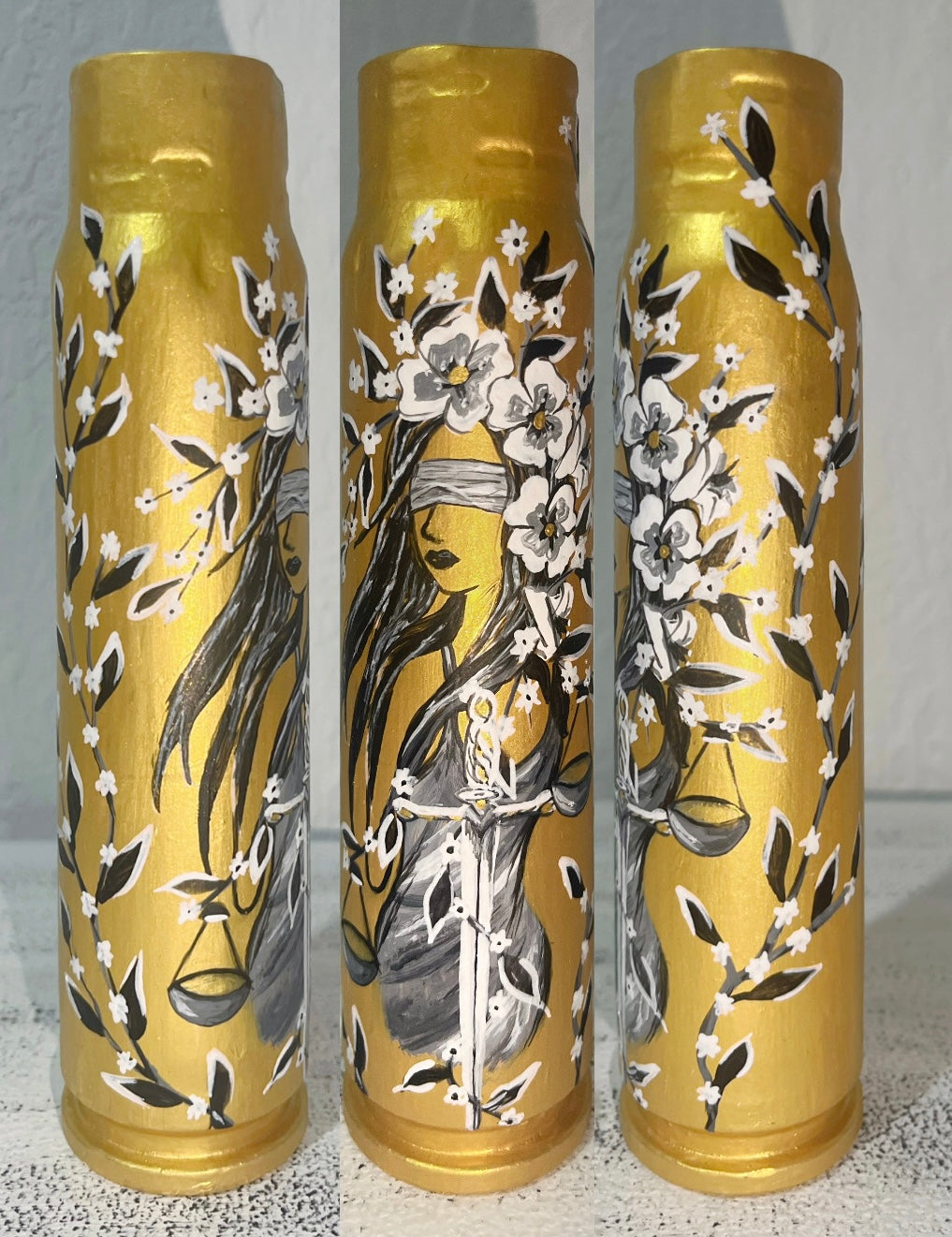 Motanka. Dibujado en un proyectil de 30mm. (16.5cm de alto). (1102 - AH)