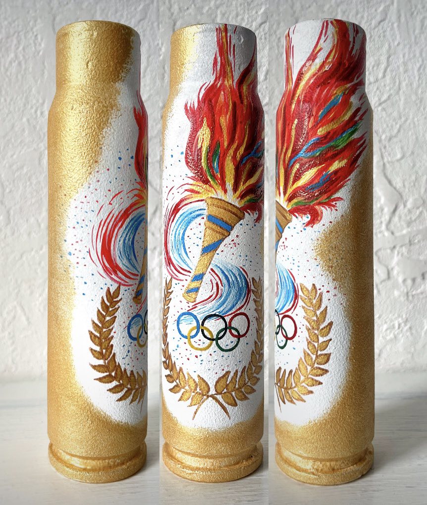 2026 Winter Olympics. Drawn on 30mm shell. (16.5cm tall). (1259 AH)