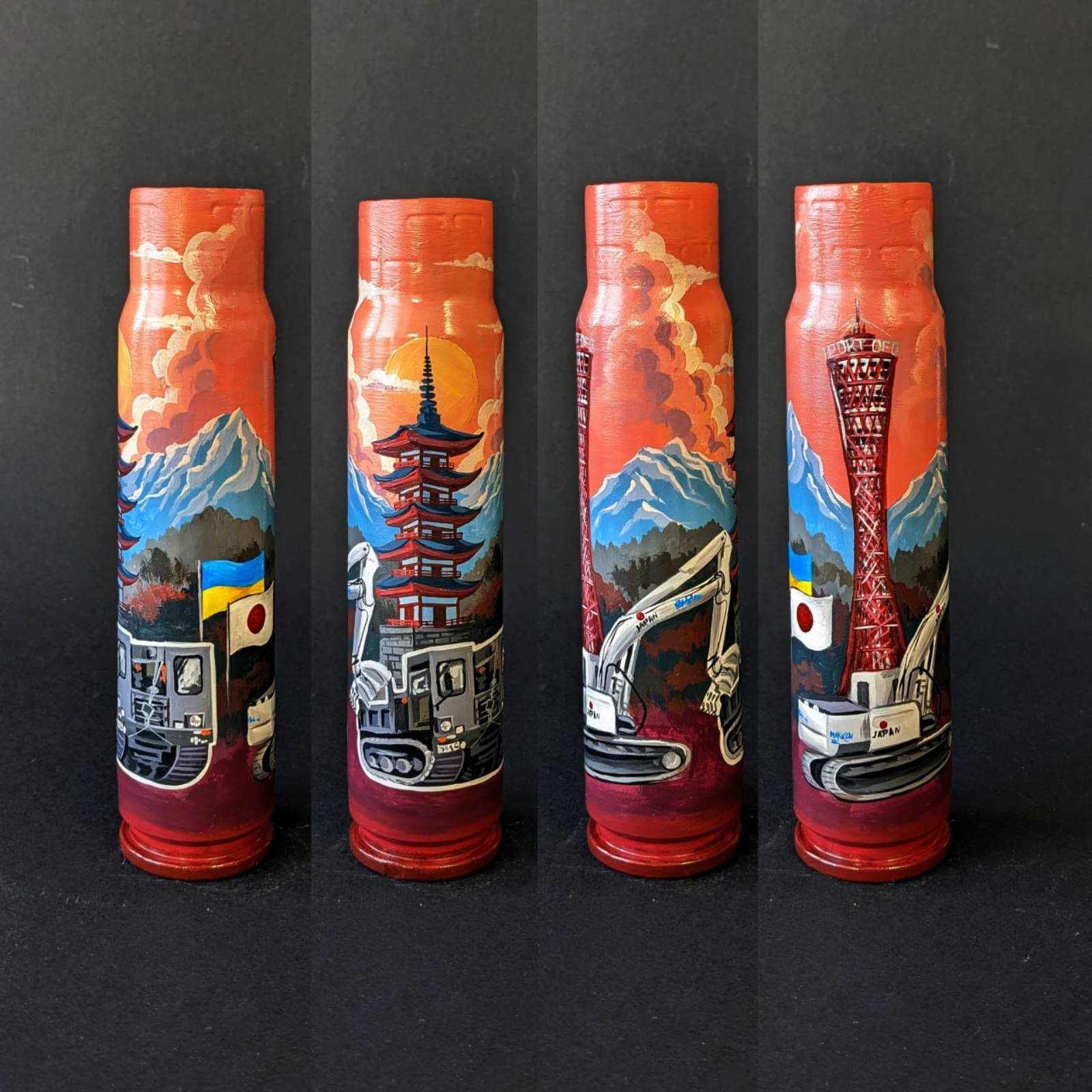 30mm shell drawing painted by artist Catherine Ruban, 16.5cm tall, Japan themed artwork