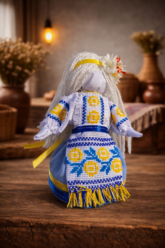 Handmade Ukrainian Doll. (1251 OV)