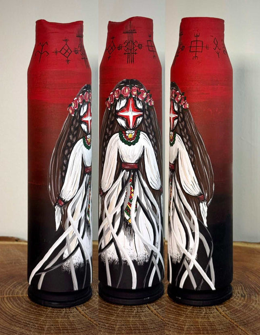 Motanka e símbolos védicos pintados na blindagem de um Gepard. (1366 AH)