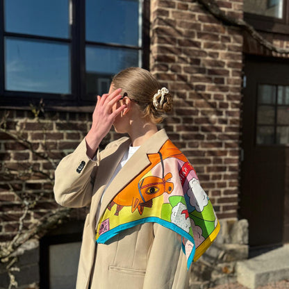 Ukrainsk Trojansk Hest Mulberry Silkesjal. (66x66cm). (1207 KS)