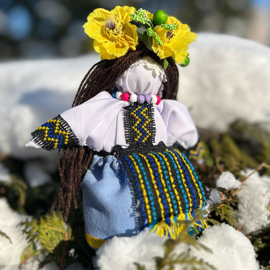Handmade Ukrainian Doll. (1243 OV)