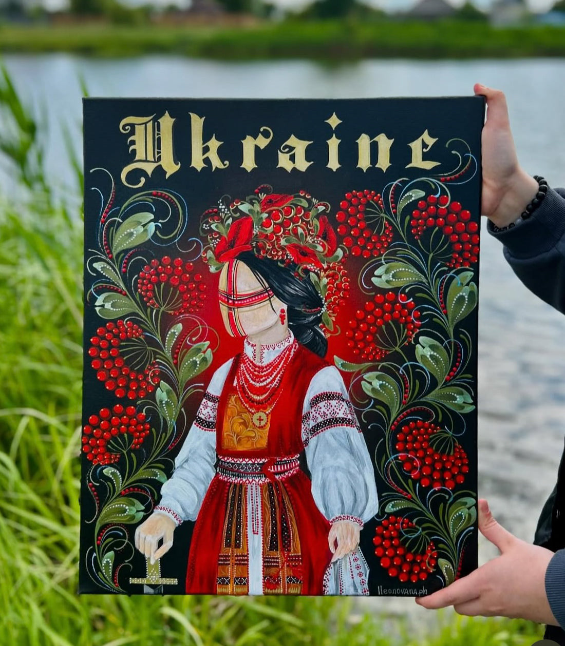 Motanka painted on canvas (40x50 cm). (1095 AL)