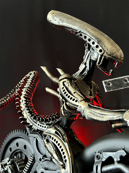 Alien on Motorcyle 75x52x25 (LxHxW) (1119 HS)