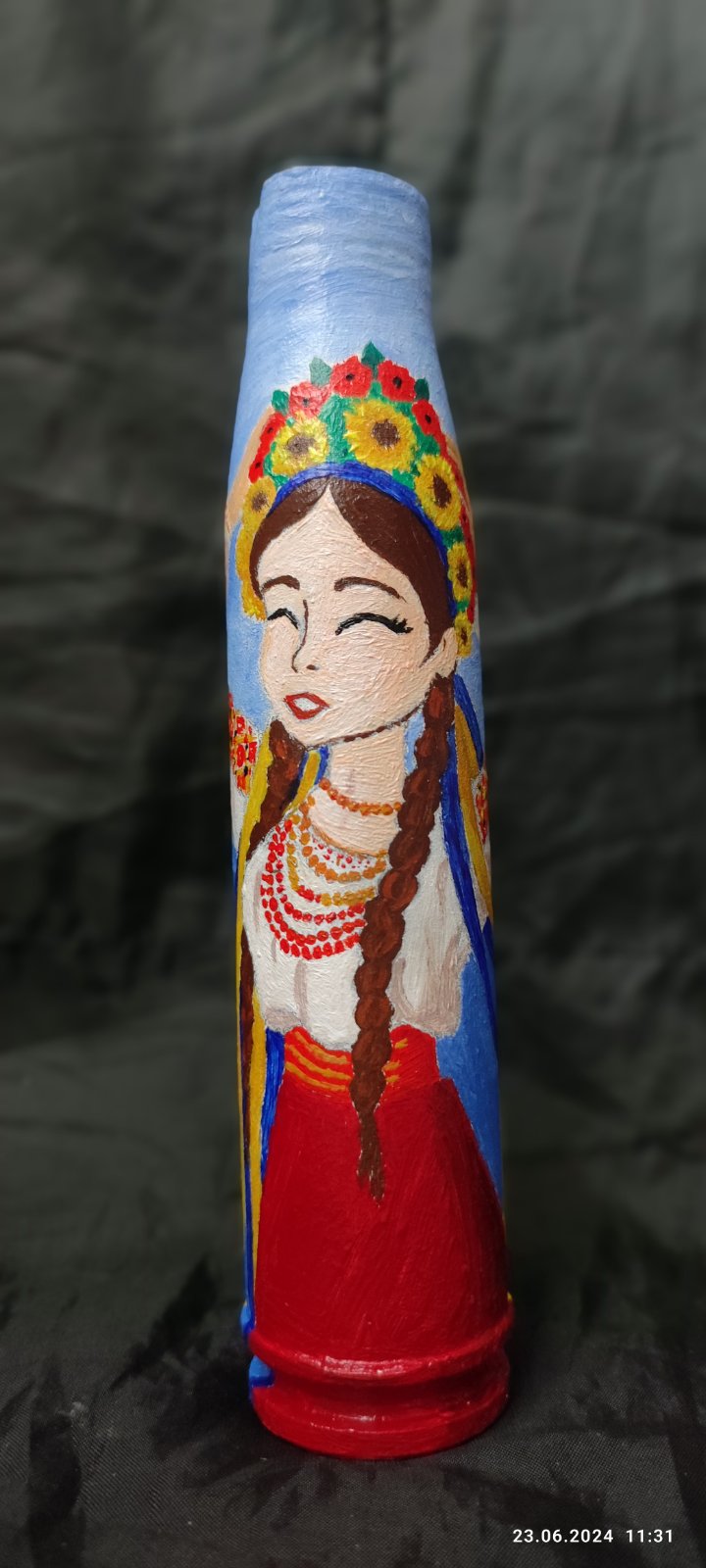 30mm shell with drawing of Ukrainian girl. (#710)