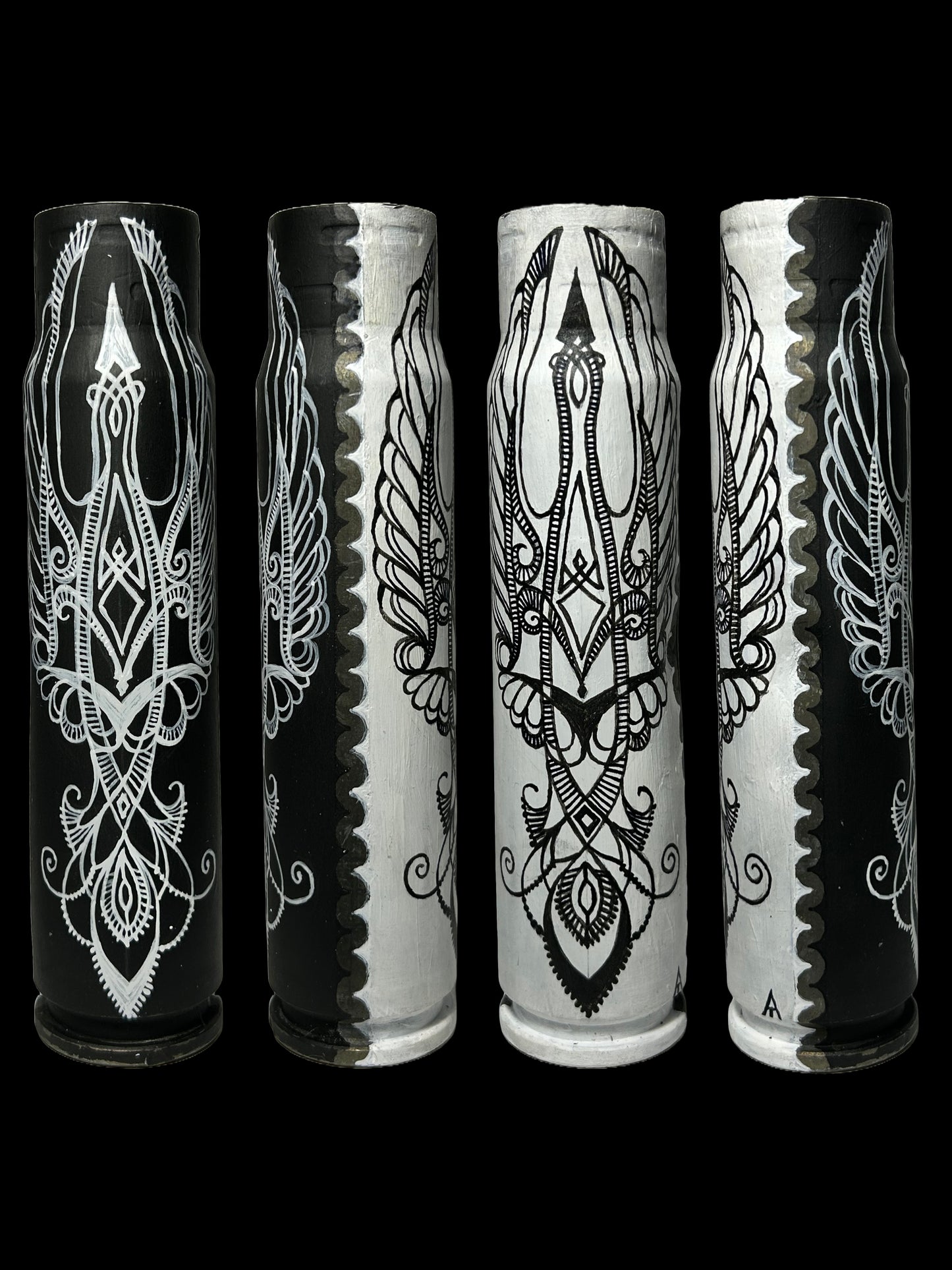 Tridente en forma de pájaro dibujado en un proyectil de 30mm. (#1073 - TL)