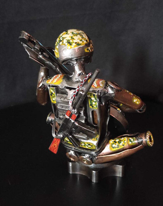 Sculpture of Cossack soldier playing Bandura by Hisoshi Art Studio, 14.5 x 12.5cm