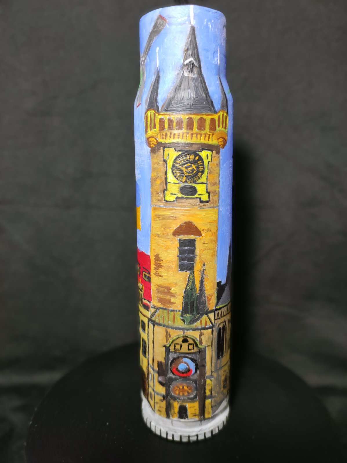 30mm shell painted with thank you message to Czech Republic by Julia Seminoh