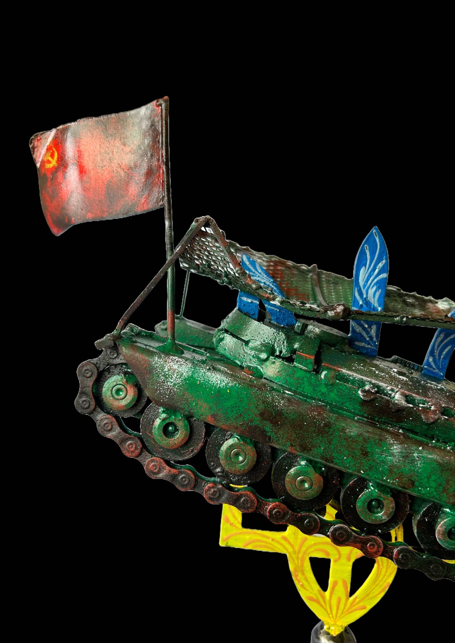 Destroyed Russian tank impaled on Tryzub with Soviet flag, 39x34cm sculpture