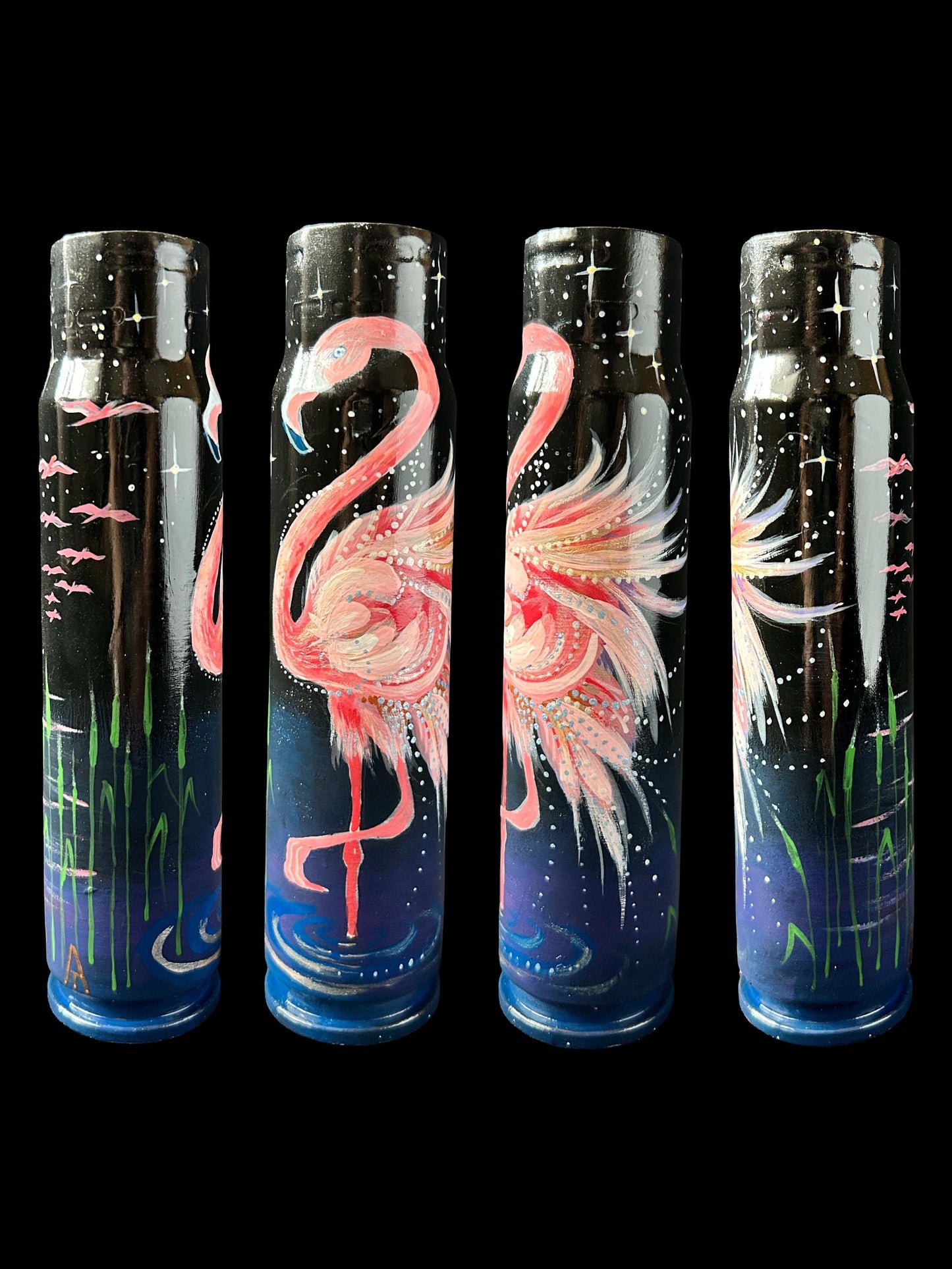 30mm shell painted with flamingo artwork by Ukrainian artist Tanya Leonova