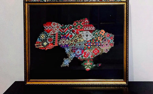 Hand-made embroidered map of Ukraine with traditional Ukrainian motifs, to be signed by Sharon del Adel and Robert Westerholt