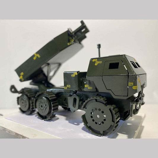 M142 HIMARS rocket system model without visible ATACAMS missile