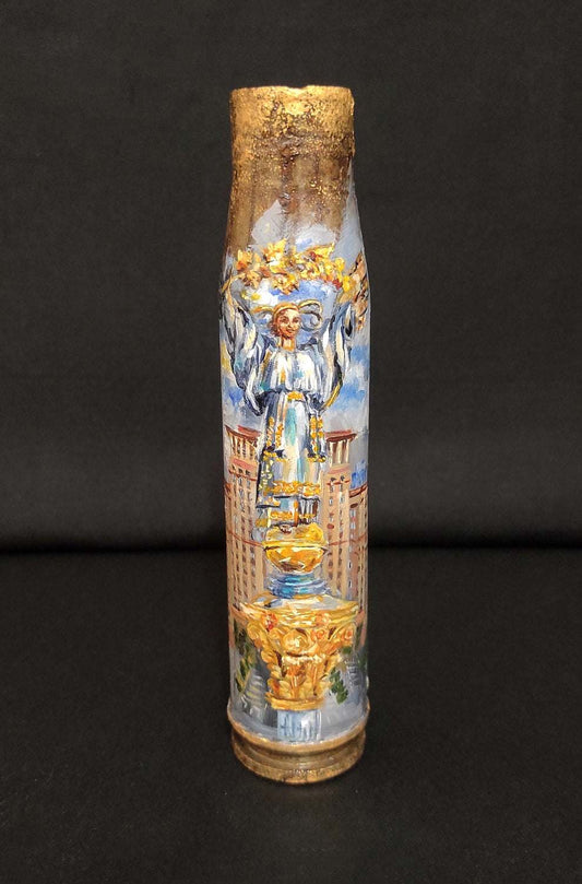 Independence Monument painted on 30mm shell by Inna Zubok