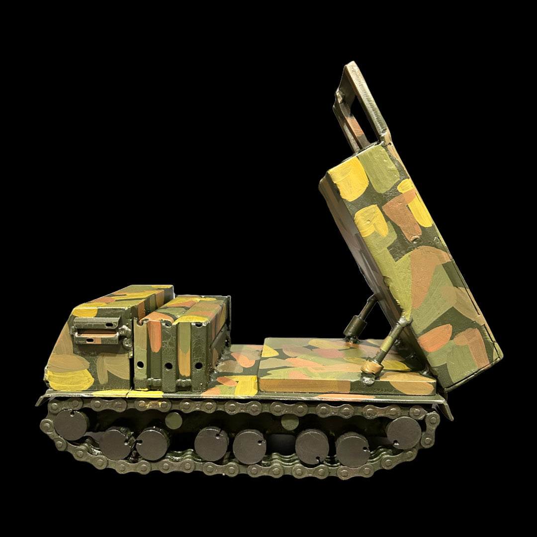 M270 Multiple Launch Rocket System model 27x12x23cm