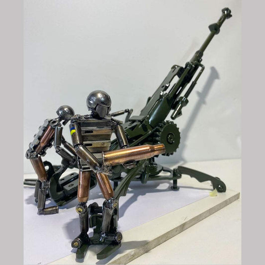 M777 Howitzer model with 3 man crew by Hisoshi Art Studio
