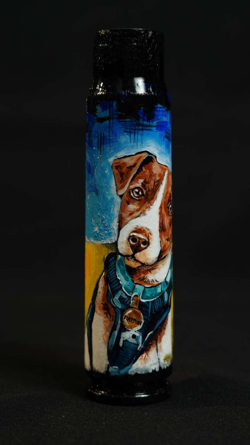 Patron the famous mine detecting dog illustration on 30mm shell by Tanya Shacun