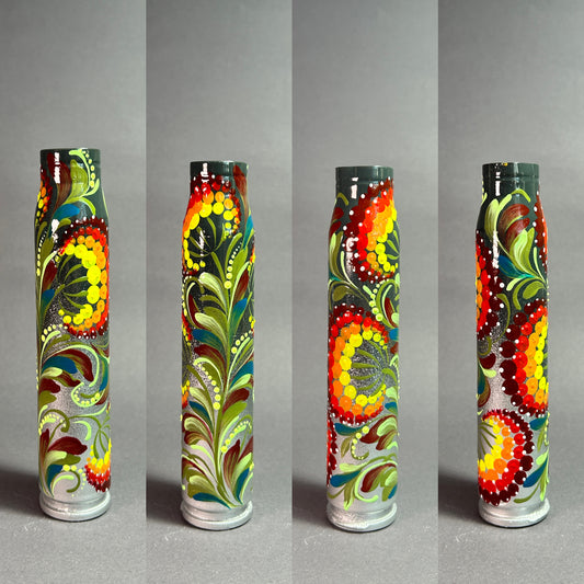 14cm shell with drawing of a patterns. (1165 AL)