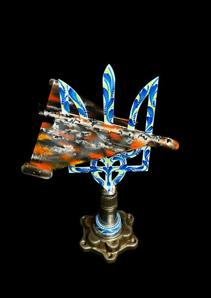 Shahed drone impaled on Tryzub sculpture by Hisoshi Art Studio, painted by Anastasia Leonova