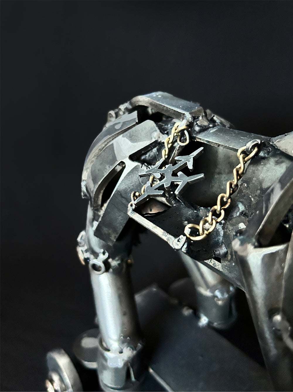 Trojan Horse sculpture 25x20x38 by Hisoshi Art Studio