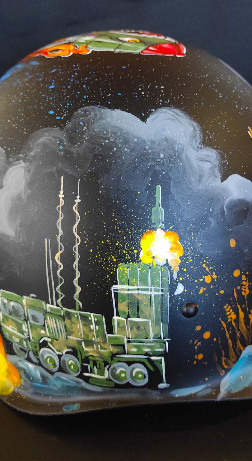 Ukrainian Anti-Air defense systems artwork on ork's helmet by Tanya Shacun
