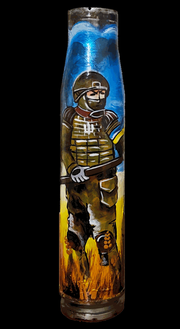 Ukrainian soldier holding Tryzub flag with torn ork’s flag on 30mm background